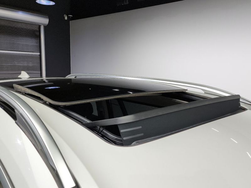 2021 BMW X7 xDrive 40i Design Pure Excellence 7-Seater photo 19