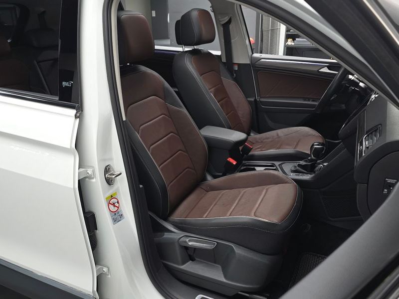 2023 Volkswagen Tiguan 2.0 TSI Prestige photo 10