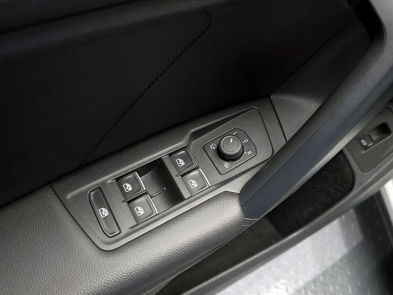 2022 Volkswagen Tiguan 2.0 TDI Premium photo 18