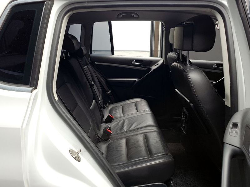 2016 Volkswagen Tiguan 2.0 TDI Comfort 5N photo 11