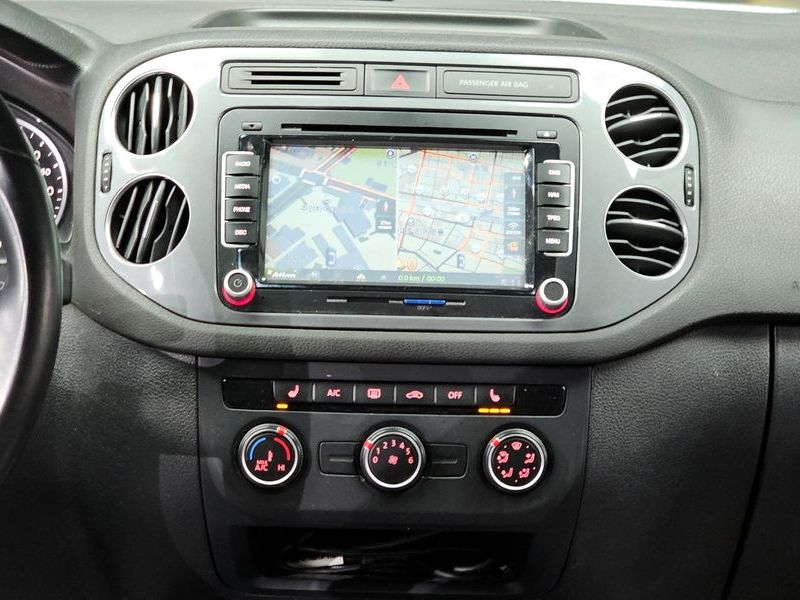 2016 Volkswagen Tiguan 2.0 TDI Comfort 5N photo 14