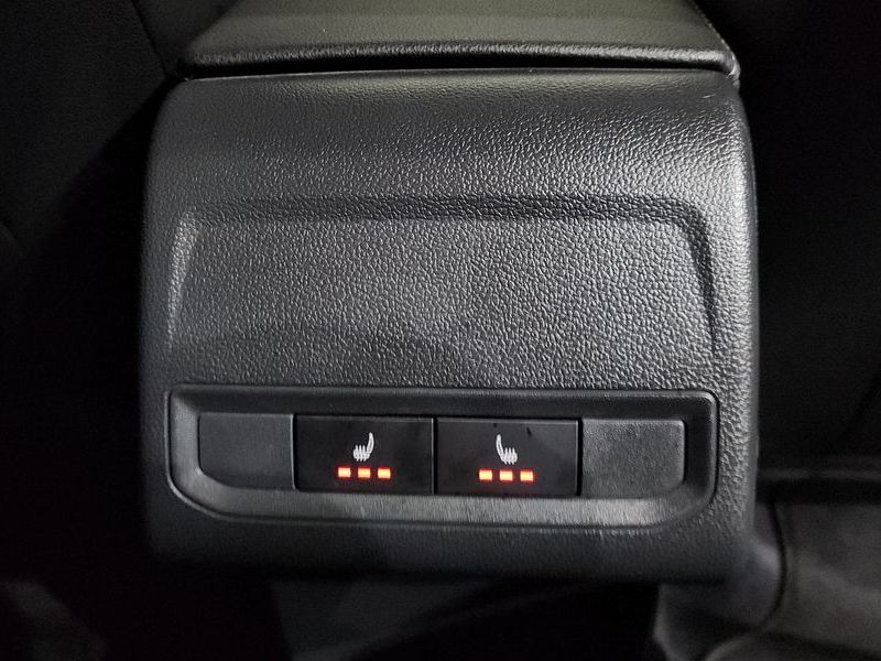2021 Volkswagen Jetta 1.4 TSI Prestige photo 19
