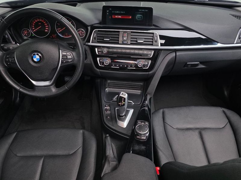 2017 BMW 3 Series 320d photo 7
