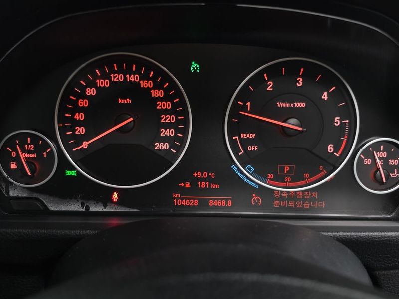 2017 BMW 3 Series 320d photo 8