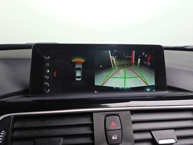 2017 BMW 3 Series 320d photo 15