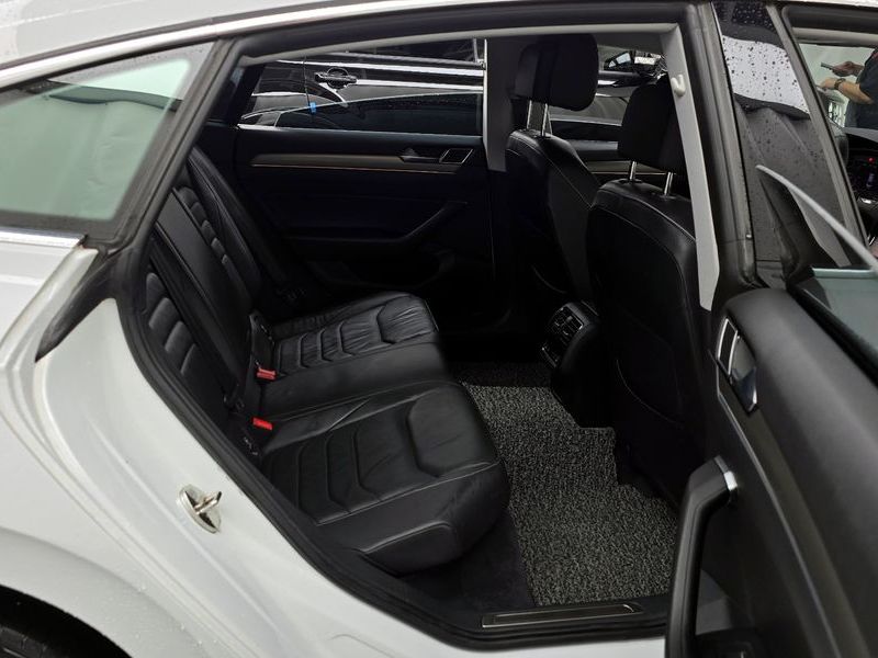 2018 Volkswagen Arteon 2.0 TDI Prestige photo 12