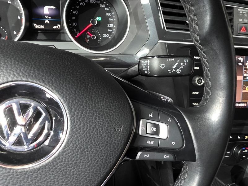 2020 Volkswagen Tiguan 2.0 TDI Premium photo 17