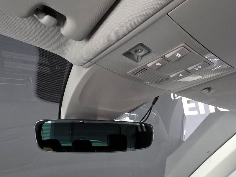 2020 Volkswagen Tiguan 2.0 TDI Premium photo 19