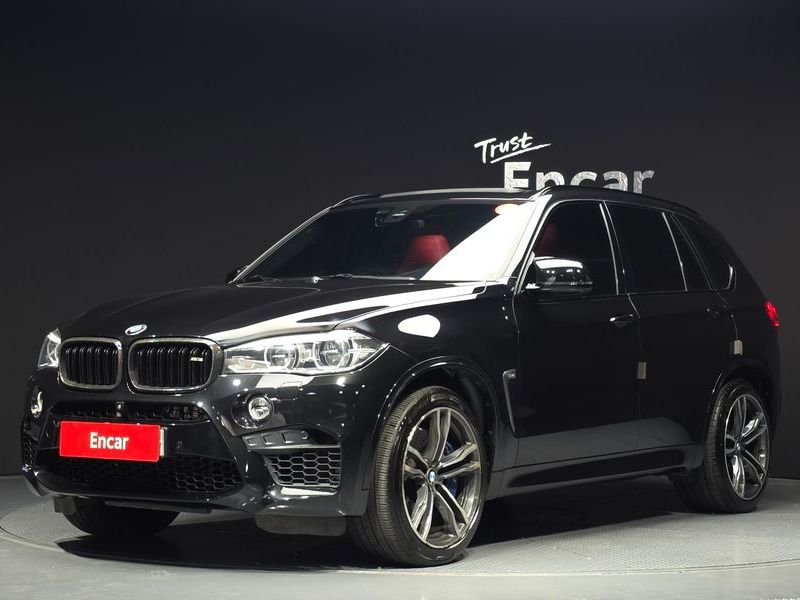 2017 BMW X5 4.4 photo 1
