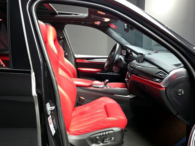2017 BMW X5 4.4 photo 10