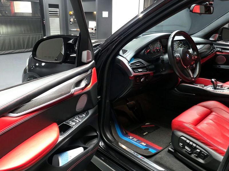 2017 BMW X5 4.4 photo 11