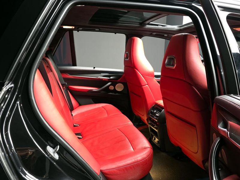 2017 BMW X5 4.4 photo 12