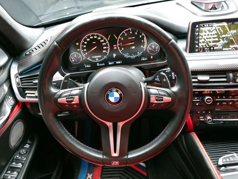 2017 BMW X5 4.4 photo 13