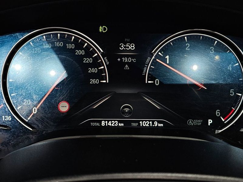 2018 BMW 5 Series 520d xDrive M Sport Package Plus photo 8
