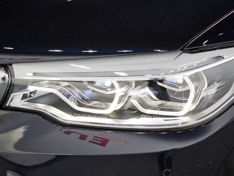 2018 BMW 5 Series 520d xDrive M Sport Package Plus photo 22