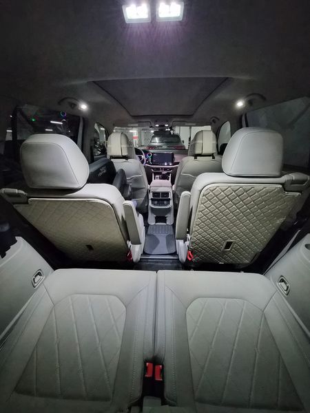 2025 Volkswagen 아틀라스 2.0 TSI R-LINE 6-Seater photo 14