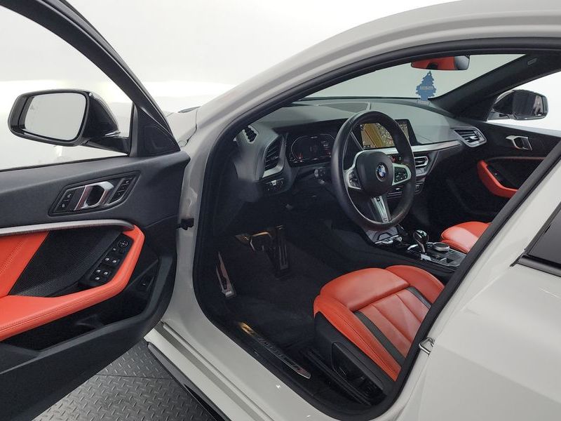 2024 BMW 1시리즈 M135i xDrive photo 10