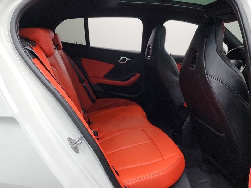 2024 BMW 1시리즈 M135i xDrive photo 11