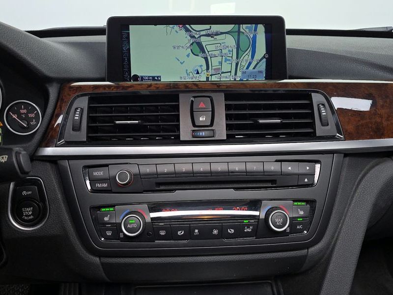 2014 BMW 3 Series GT 320d photo 16