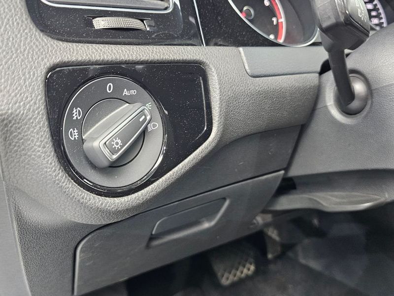 2014 Volkswagen Golf 1.4 TSI photo 16