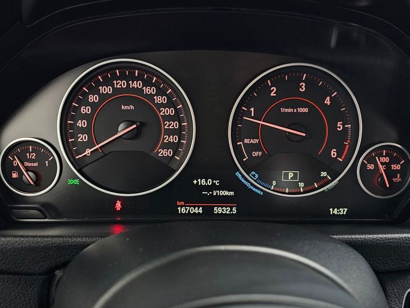2016 BMW 3 Series 320d M Sport photo 8