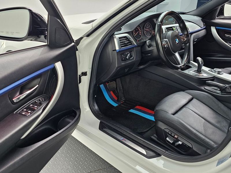 2016 BMW 3 Series 320d M Sport photo 10