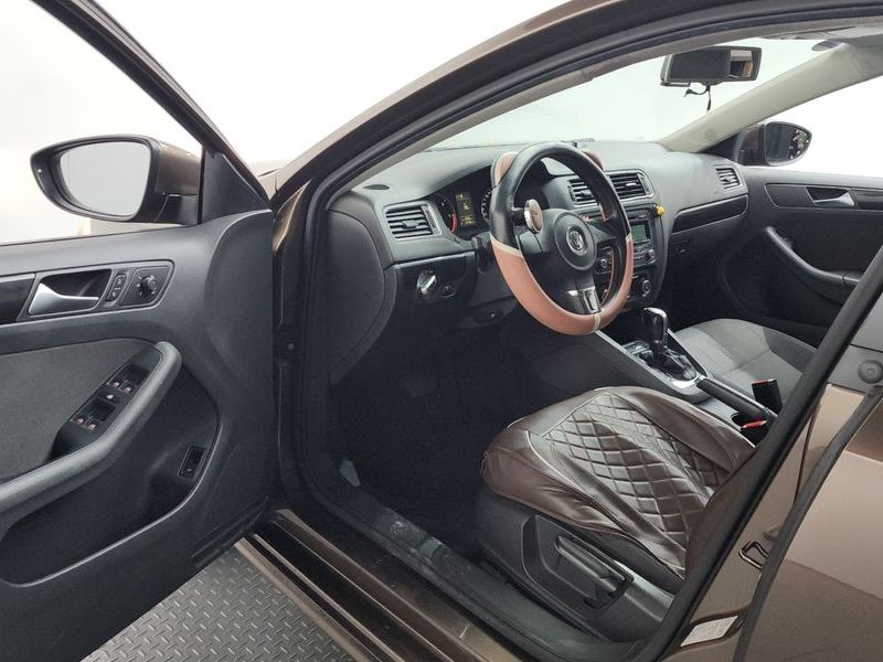 2013 Volkswagen Jetta 1.6 TDI Blue Motion 6th photo 10