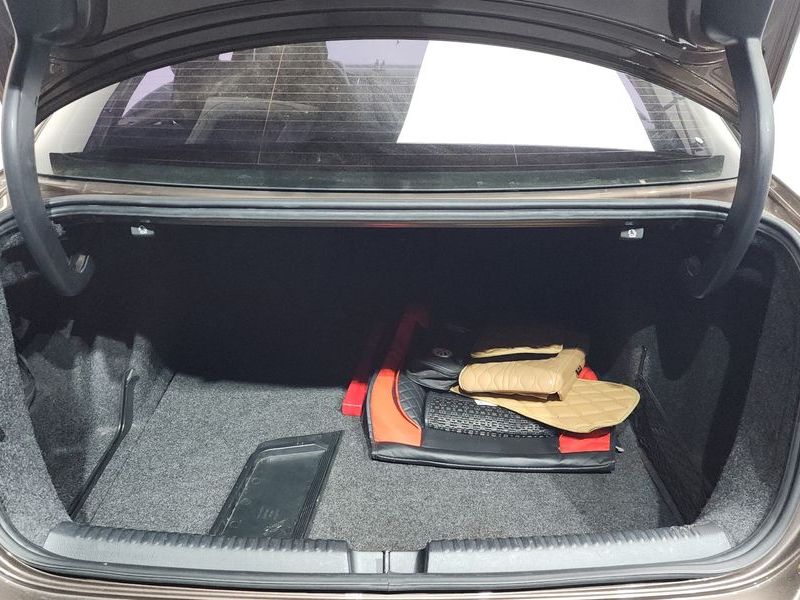 2013 Volkswagen Jetta 1.6 TDI Blue Motion 6th photo 20
