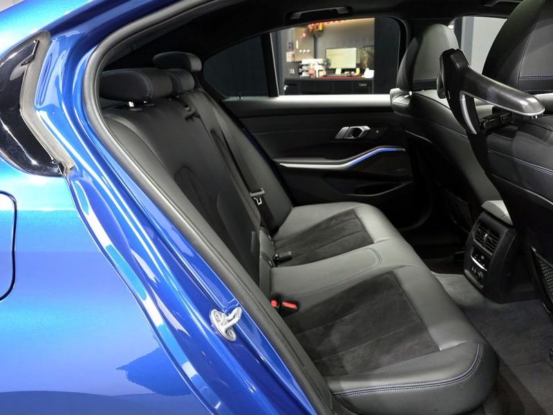 2020 BMW 3 Series 320d M Sport photo 12