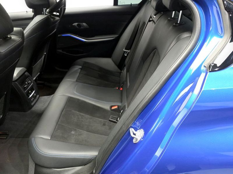 2020 BMW 3 Series 320d M Sport photo 26