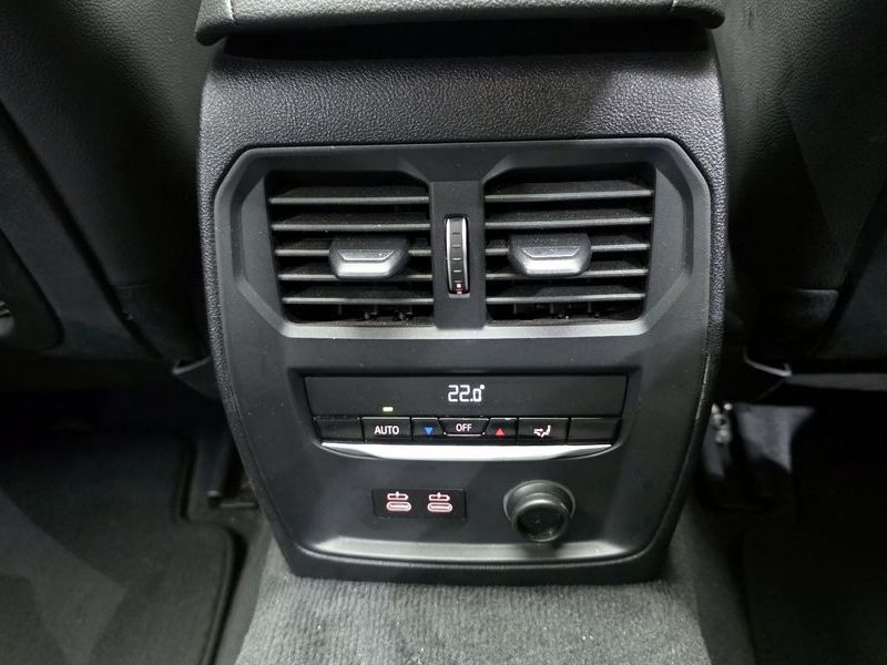 2020 BMW 3 Series 320d M Sport photo 29