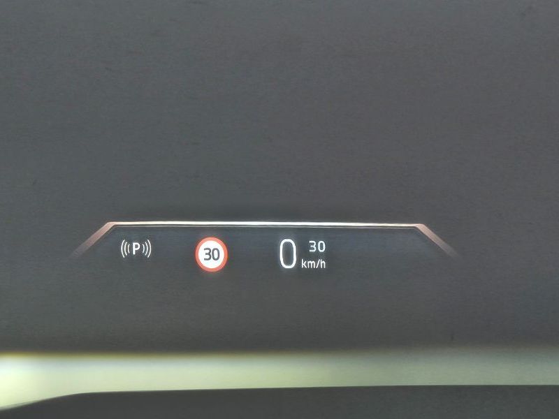 2025 BMW 5 Series 520i M Sport photo 15