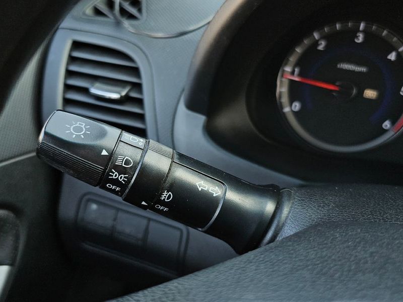 2013 Hyundai 엑센트 Diesel 1.6 VGT Premium photo 18