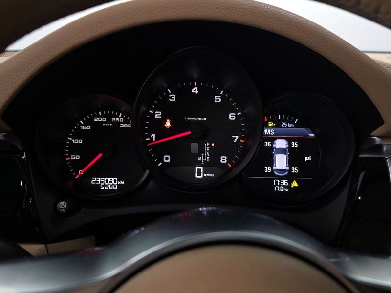 2015 Porsche Macan 2.0 95B photo 8