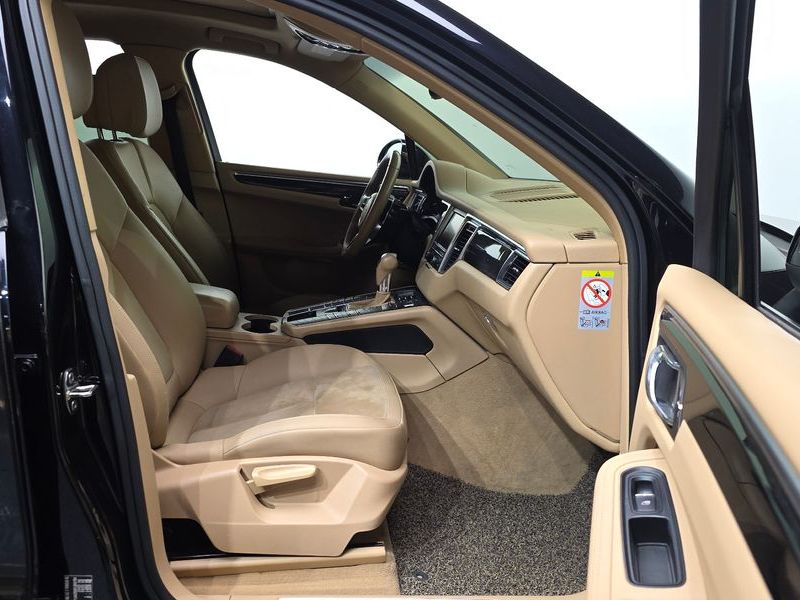 2015 Porsche Macan 2.0 95B photo 11