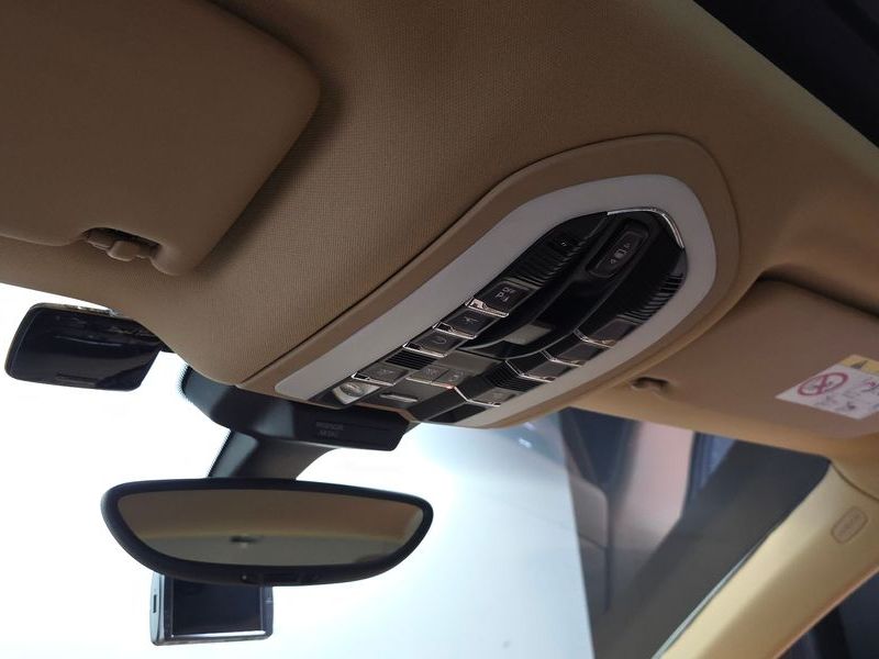 2015 Porsche Macan 2.0 95B photo 27