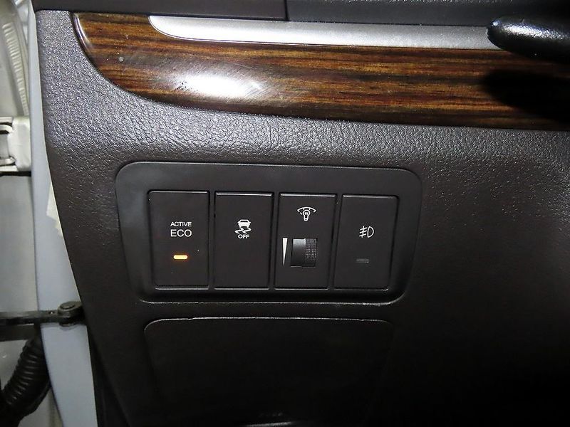 2012 Hyundai Santa Fe 2WD(2.0 e-VGT) MLX Smart Pack photo 14