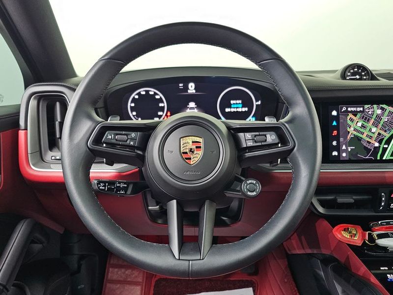 2024 Porsche Cayenne 3.0 Coupe photo 13