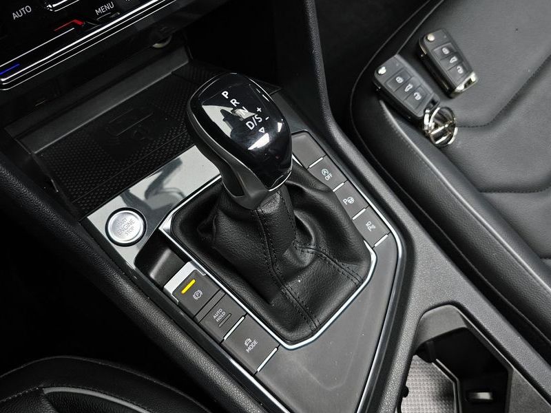 2023 Volkswagen Tiguan 2.0 TDI Prestige photo 9