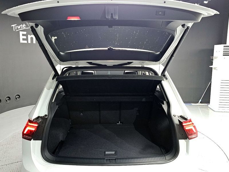 2023 Volkswagen Tiguan 2.0 TDI Prestige photo 20