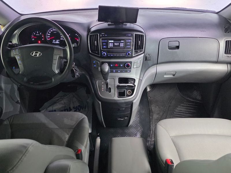 2016 Hyundai 그랜드 스타렉스 5-Seater VAN Modern photo 7