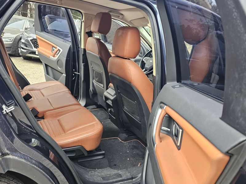 2016 Land Rover Discovery Sport 2.0 TD4 HSE Luxury photo 16