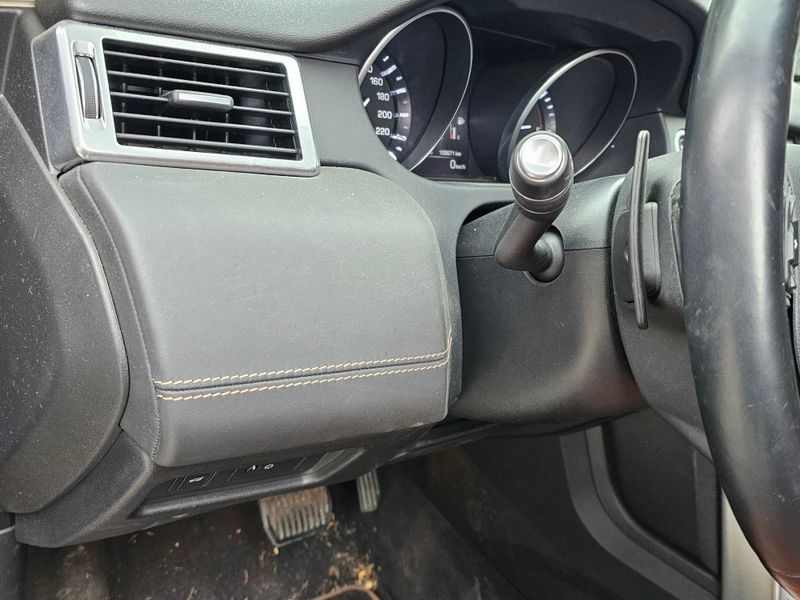 2016 Land Rover Discovery Sport 2.0 TD4 HSE Luxury photo 19