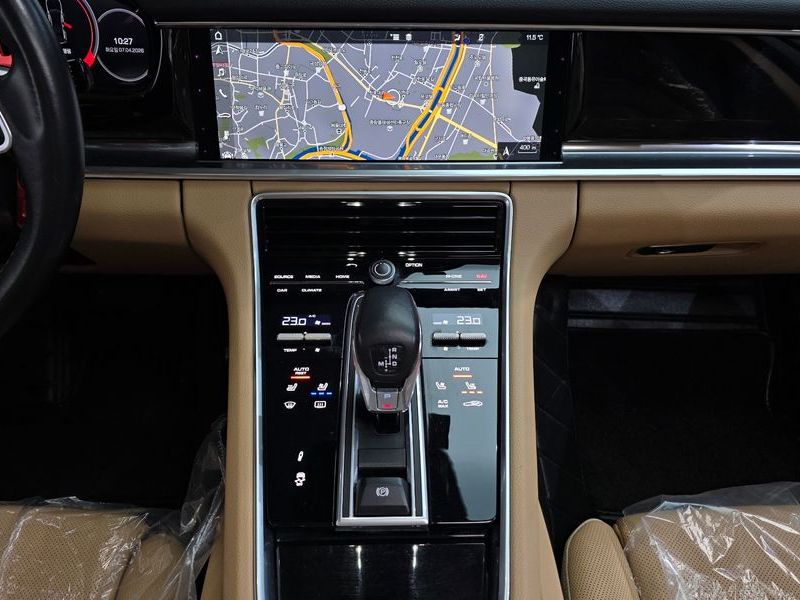 2018 Porsche Panamera 3.0 AWD photo 15