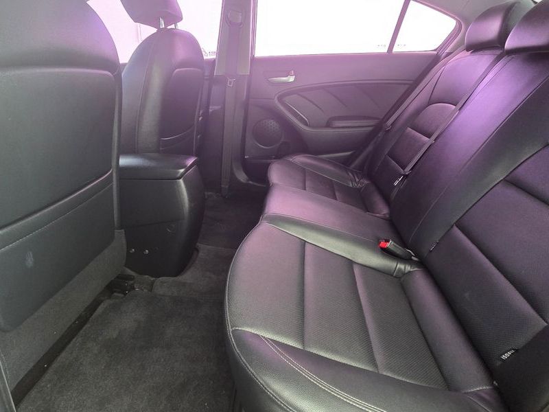 2014 Kia K3 Diesel Luxury photo 15