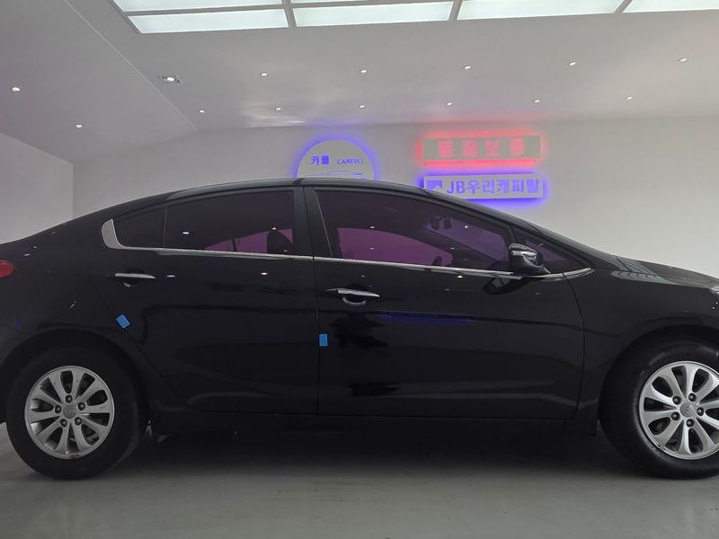 2014 Kia K3 Diesel Luxury photo 18