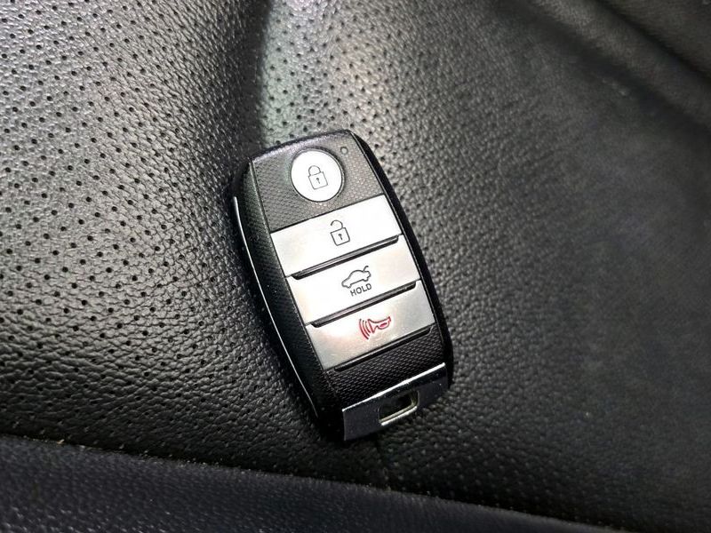 2016 Kia K5 2.0 SX Noblesse photo 20