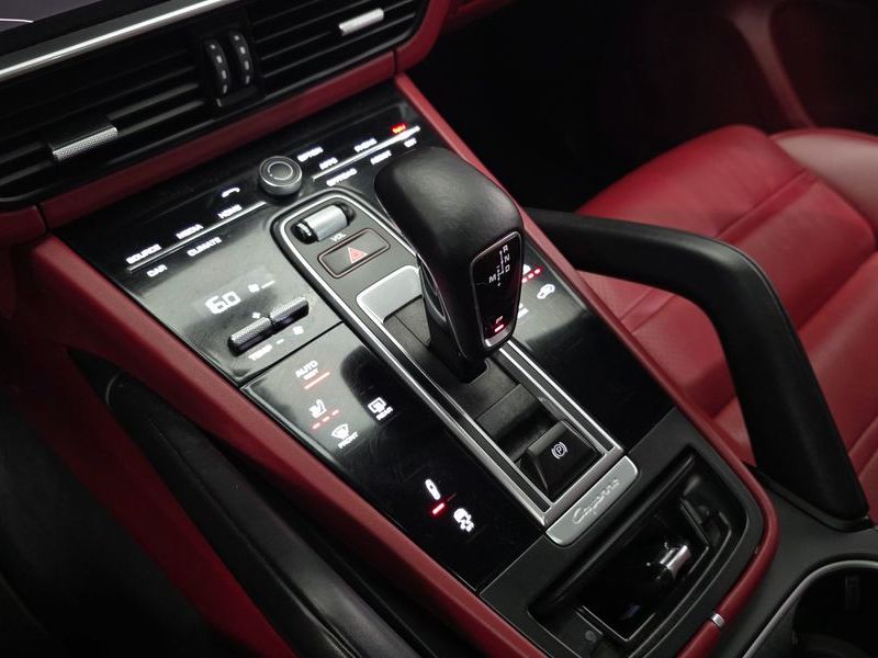 2022 Porsche Cayenne 3.0 Coupe photo 9