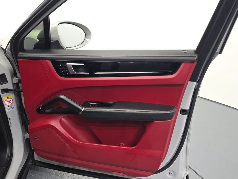 2022 Porsche Cayenne 3.0 Coupe photo 24