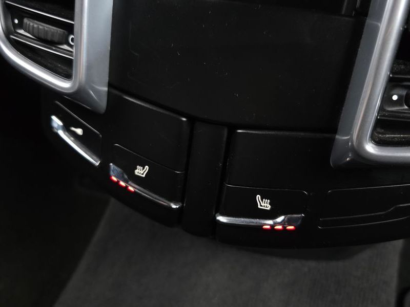 2012 Porsche Cayenne 3.0 Diesel 958 photo 18